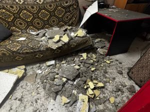 В Айти-центре Батагая обрушился потолок