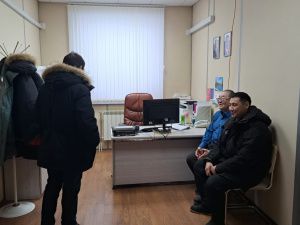 Региональное отделение партии «Единая Россия» продолжает сбор подписей в поддержку Владимира Путина