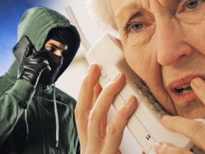 68-летняя работница клиники из Якутска поверила "сообщению от начальника" и перевела мошенникам миллион рублей