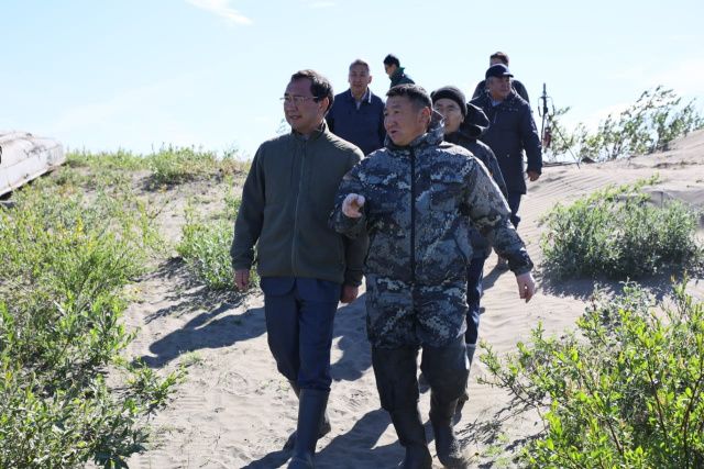 Айсен Николаев оценил работу рыболовных хозяйств Аллаиховского района