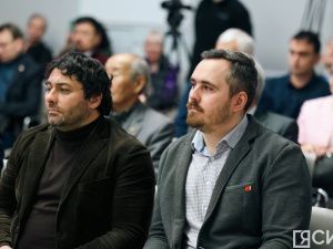 «Без купюр»: в Якутии презентовали книгу о генеральном директоре ДСК Александре Берше