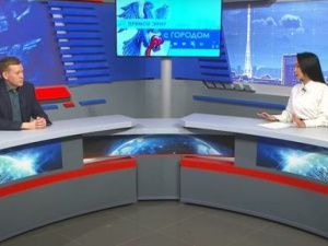 Начальник Департамента ЖКХ и энергетики Якутска в прямом эфире ответил на вопросы