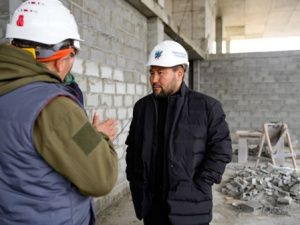 Евгений Григорьев проверил строительство дополнительного здания Саха политехнического лицея