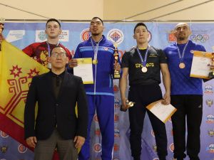 Пять золотых медалей чемпионата России принесли якутские мас-рестлеры
