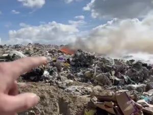 В Якутске горит городской полигон