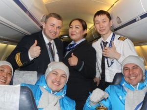 Авиакомпания «Якутия» привезла огонь Игр «Дети Азии» в Якутск для проведения 2 этапа эстафеты