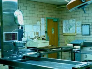 В Якутии санитар морга зарезал женщину