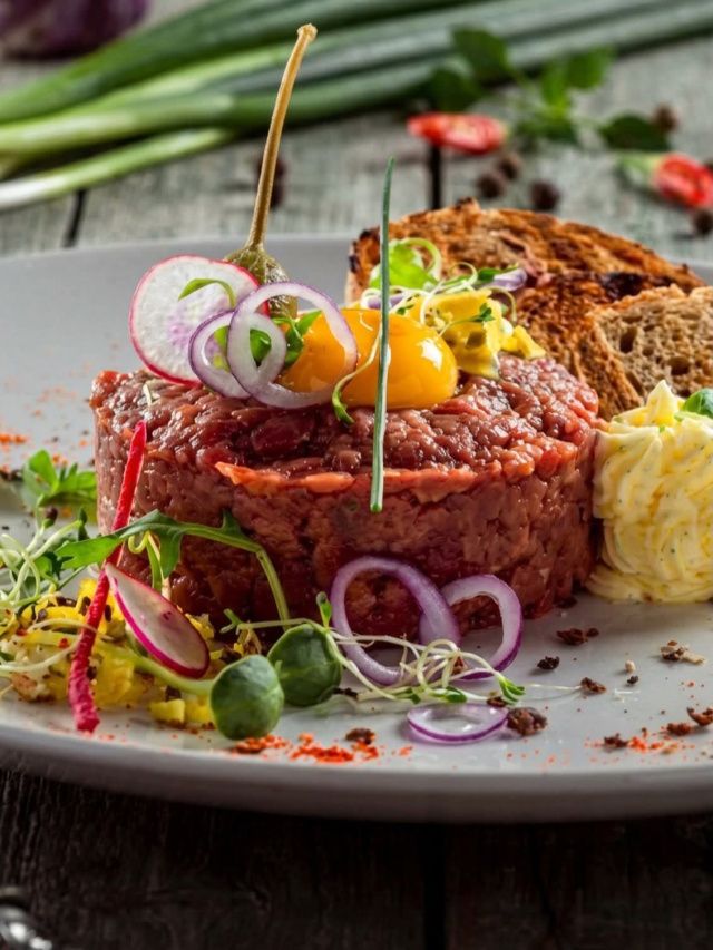 Тон‑салат из якутской жеребятины: рецепт от Николая Атласова