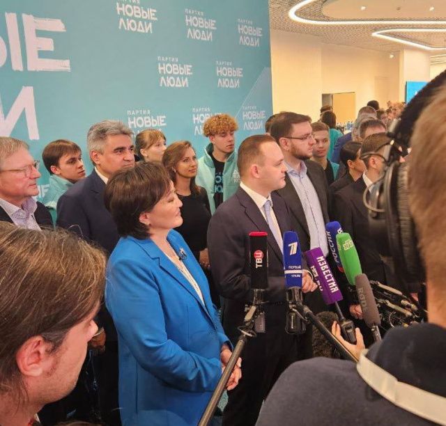 Сардана Авксентьева возглавит штаб кандидата в президенты РФ