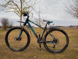 В Верхневилюйском районе экс-грабитель так увлекся сборкой велосипедов, что пошел на кражу