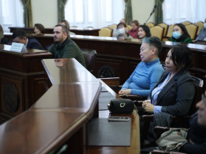 Евгений Григорьев встретился с работниками предприятий промышленности