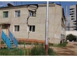 Аварийный дом на Автодорожной, 8/4 предложено восстановить