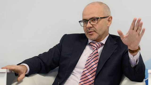 Арестовано имущество топ-менеджеров ГК "ВИС"