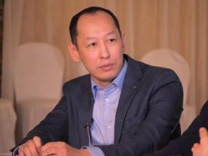 Биир дойдулаахпыт Василий Николаев  Солоҕон баһаарыгар көмөтүн ыытта   