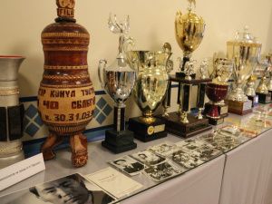 На чемпионате Якутии по вольной борьбе открыли уникальную выставку к 100-летию Николая Тарского