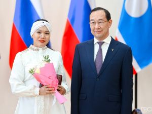 В преддверии Международного женского дня в Якутии наградили многодетных матерей
