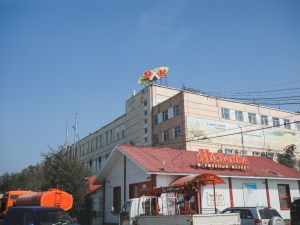 Сардана Авксентьева посетила предприятия пищевой промышленности Якутска