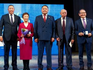 Событие: 200-летний юбилей Якутской городской Думы отметили в Якутске