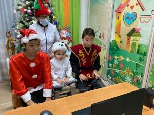 Главная новость МВД Якутии: приключения новогодней почты Полицейского Деда Мороза