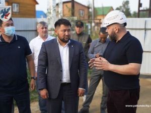 Евгений Григорьев проверил подготовку к отопительному сезону в Якутске