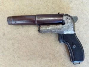 В Якутии мужчина выстрелил в жену и совершил суицид