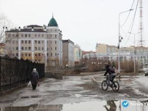 Автосервисы, отдельно стоящие магазины, парикмахерские с лицензией. В Якутске начнут работу некоторые предприятия