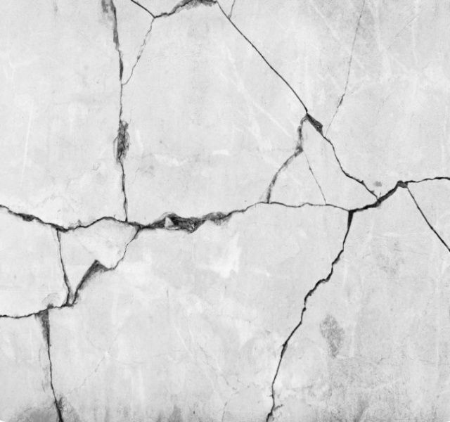 Здание Усть-Нерской школы признано аварийным - есть угроза обрушения: Прокуратура подала иск на администрацию района