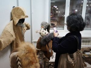  Открытие уникальной выставки эвенской меховой одежды «Сохранение наследия предков