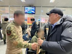 Бойцов, вернувшихся из зоны СВО, встретили в Якутске