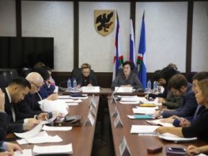 В Окружной администрации Якутска прошло расширенное совещание по вопросу объектов самовольного строительства