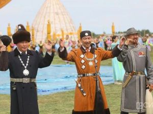 Айсен Николаев восхищен кобяйским Ысыахом Олонхо