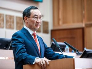 Айсен Николаев рассказал о планах по решению проблем посёлков Золотинка и Хани Нерюнгринского района