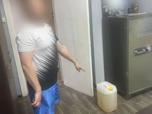 В Намском и Нерюнгринском районах полицейские пресекли факты незаконной перепродажи топлива