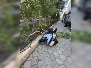 Двухлетняя девочка госпитализирована после ДТП в Мирном