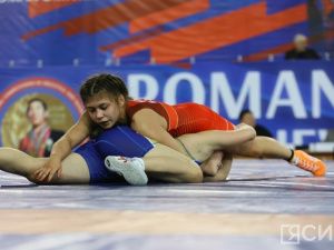 Двумя наградами отличилась женская сборная Якутии в Лиге Поддубного