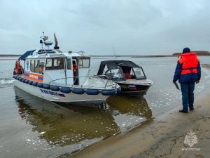Управление ГО и ЧС города Якутска напоминает о закрытии навигации для маломерных судов