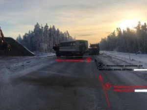 На дороге Чаяндинского месторождения столкнулись большегрузы. Пострадали три человека