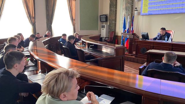 В Якутске на полигон складирования вывезли более 187 тысяч кубометров снега