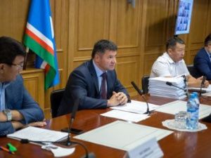 В Якутии готовят меры для поддержки экономики региона в условиях санкций