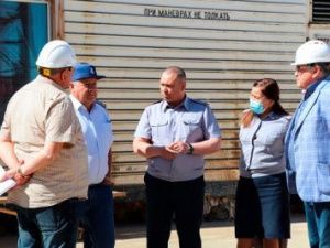 В Якутии на Жатайской судоверфи состоялось выездное совещание по вопросу создания изолированного участка, функционирующего как исправительный центр