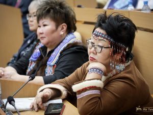 В парламенте Якутии прошла встреча народных депутатов с делегатами VI Съезда эвенов России
