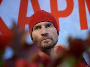 Фигуристу Костомарову ампутировали обе стопы