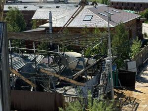 ЖУТКОЕ ЧП: Незаконная стройка депутата Владимира Федорова рухнула, чуть не убив рабочих