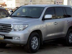 В мэрии Якутска объявили аукционы о продаже двух Land Cruiser и Nissan Patrol