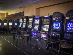 В Якутии банда молодчиков совершала разбойные нападения на нелегальные игровые залы