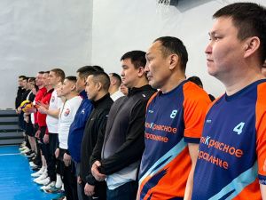 Волейболисты Антикризисного блока «оттеснили» прошлогодних победителей