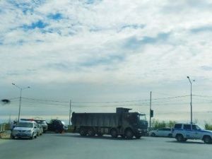 Тройное ДТП с участием большегруза произошло в Якутске