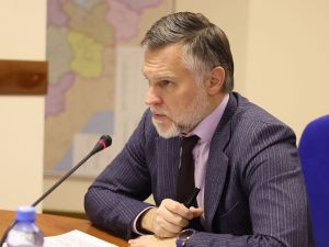 Кирилл Бычков провел совещание по вопросам взаимодействия Якутии и АЛРОСА
