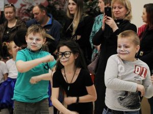 ТРК «Чудо-парк». «Кошачья вечеринка» собрала друзей