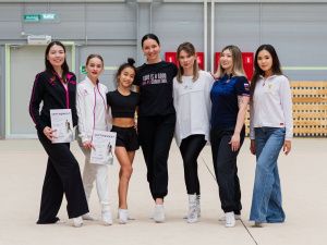 Мастер спорта России Наталья Белугина провела мастер-класс для юных гимнасток Якутии